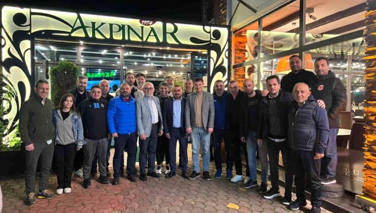 Trabzonspor yöneticisi Öztürk, TSYD’ye üyeleri ile bir araya geldi