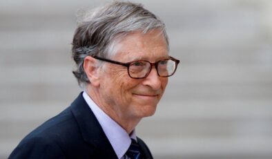 Bill Gates, Microsoft’un telefonunu kullanmıyor