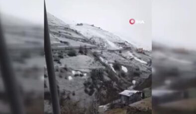 Dünyaca ünlü Anzer Yaylası’nda Mayıs ayında kar sürprizi