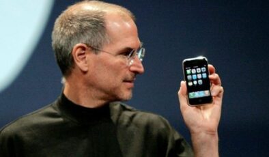 İlk iPhone Aslında SIM Kartsız Olacaktı!