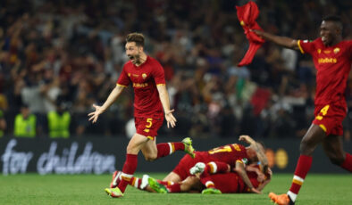 Roma, UEFA Avrupa Konferans Ligi şampiyonu oldu