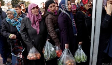 TÜRK-İŞ: Açlık sınırı 6 bin 17 TL