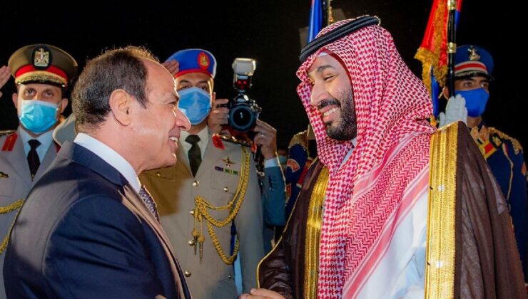 Prens Selman, Türkiye ziyareti öncesinde Mısır’da Sisi ile görüştü