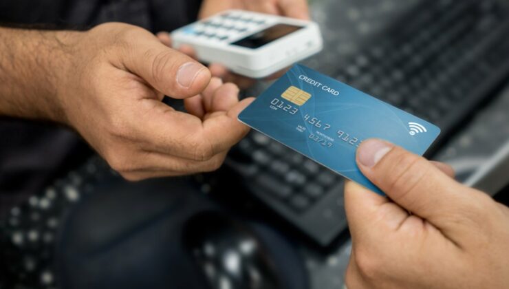 Tüketici kredisi ve kredi kartlarına fren: BDDK vadeleri kısalttı