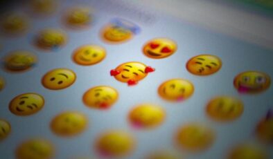 Yeni emojiler yolda: Herkesin yanlış kullandığı emojinin sonu geldi