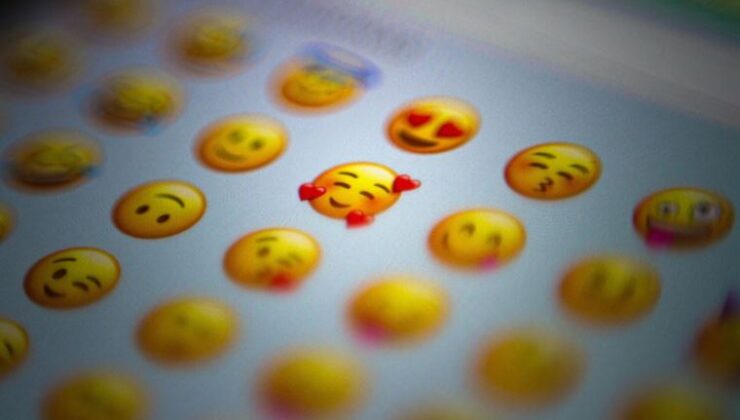 Yeni emojiler yolda: Herkesin yanlış kullandığı emojinin sonu geldi