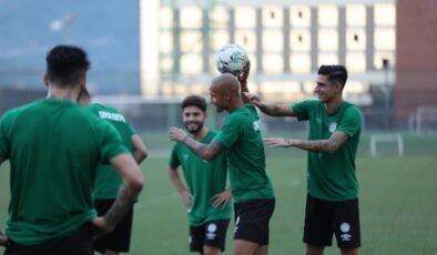 Çaykur Rizesporlu futbolcu Benhur Keser: “Malatyaspor deplasmanı zor olacak”
