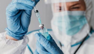 Coronada 4. doz aşılar ölüm riskini yarı yarıya düşürüyor