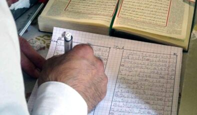 8 ayda Kur’an-ı Kerim’i elle yazdı