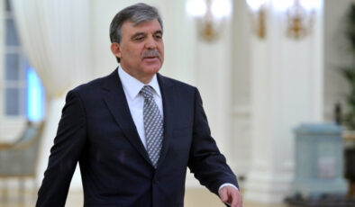 AK Parti’den Abdullah Gül’e: İçine sindiriyorsa yolu açık olsun