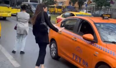 Beyoğlu’nda taksi şoförü ile yolcunun ücret tartışması