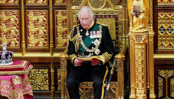 Buckingham Sarayı duyurdu: Charles yarın resmen kral ilan edilecek