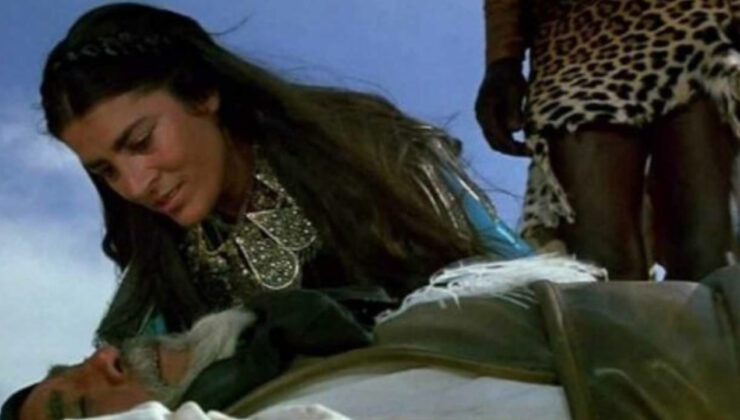 ‘Çağrı’ filmiyle tanınan oyuncu Irene Papas hayatını kaybetti