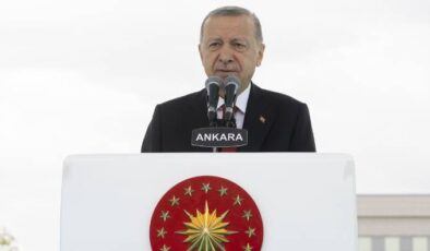 Cumhurbaşkanı Erdoğan: Daha iyi araba ve telefon için başka ülkelere gidenlere acıyorum