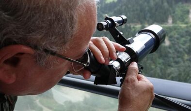 Trabzon’da ayı ‘Meteor’, hocaya teleskop aldırdı