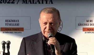 Cumhurbaşkanı Erdoğan’dan başörtüsü teklifinde referandum önerisi