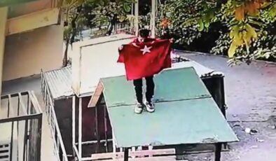 Çalındı sanılan Türk bayrağı öyle bir yerden çıktı ki…