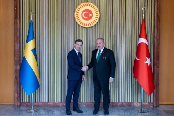 TBMM Başkanı Şentop, İsveç Başbakanı Kristersson ile görüştü