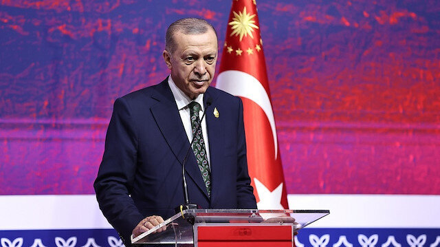 ‘Türkiye Kürtleri öldürüyor’ diyen gazeteciye Erdoğan’dan cevap: Farklı bir ırkçılığın içerisindesin bizim Kürtlerle sorunumuz yok