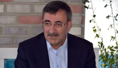 AKP milletvekili Cevdet Yılmaz: Türkiye gerçekten çok iyi durumda
