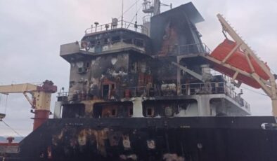 Sinop açıklarında yanan geminin kayıp Mısırlı kaptanı aranıyor