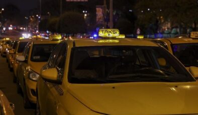 Taksi şoförlerinden protesto eylemi