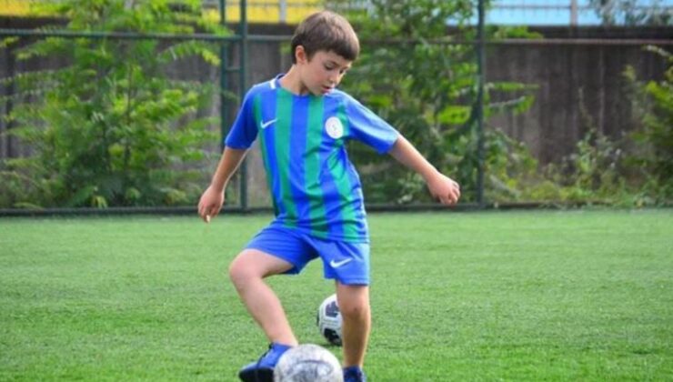 Üzerine kale direği devrilen Çaykur Rizespor’un altyapı oyuncusu hayatını kaybetti
