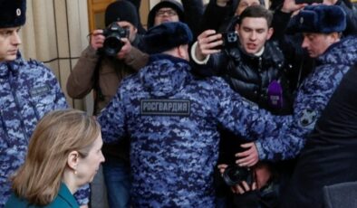 ABD’nin yeni Moskova büyükelçisi protestoyla karşılandı