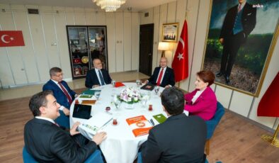 Ahmet Davutoğlu, Altılı Masa Toplantısı Öncesi Liderler Turuna Çıkıyor