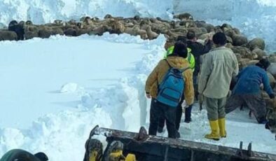 Antalya’da karda mahsur kalan aile böyle kurtarıldı