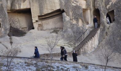 Kapadokya Uzak Doğulu turistleri beliyor