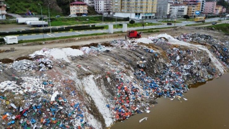 Trabzon’da Millet Bahçesi için denizi çöple doldurdular