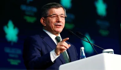 Ahmet Davutoğlu: Yerel seçimlere Gelecek Partisi logosu ve ismiyle gireceğiz
