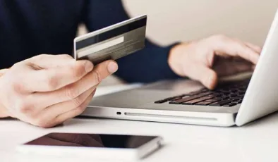 Dolandırıcılar yemek siparişi verilen bir uygulamada kayıtlı kredi kartı hackledi