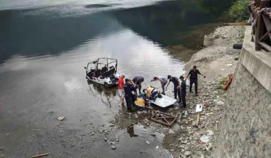 Trabzon’da elektrikli golf aracıyla kaza: Arap çift Uzungöl’e düştü