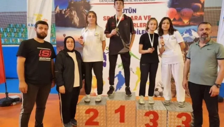 Trabzonlu Karateciler Anadolu Yıldızları Türkiye Şampiyonası’na damga vurdu