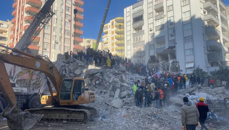 96 kişiye mezar olan Alpargün Apartmanı davası başlıyor: Çakıl ve kum kullanıldı, usulsüz izin alındı