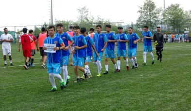 Afganistan Hazaraları Kültür ve Dayanışma Derneği Futbol Turnuvası Düzenledi