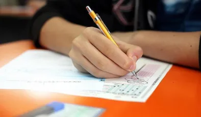 Milli Eğitim Bakanlığı açıkladı: Liselerde test bitti, yazılı yoklama geri geldi