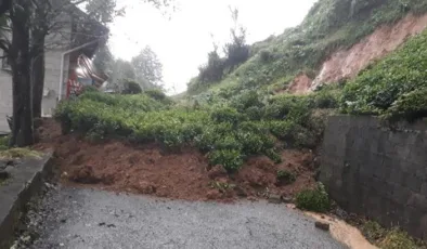 İki ilimizde şiddetli sağanak yağış! 8 köy yolu ulaşıma kapandı