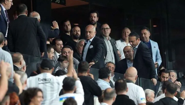 Mehmet Büyükekşi, Beşiktaş maçında yaşananları anlattı: Ahmet Nur Çebi’ye parmak salladı mı?