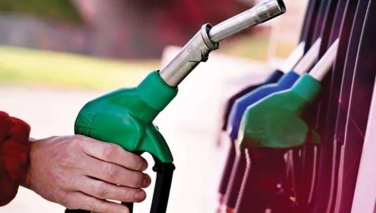 Petrol Ortadoğu’da artan gerginlikle yükseldi: Motorine dev zam yolda! Bir depo artık 100 lira daha pahalıya dolacak: 14 Ekim 2023 güncel benzin motorin ve LPG fiyatları…