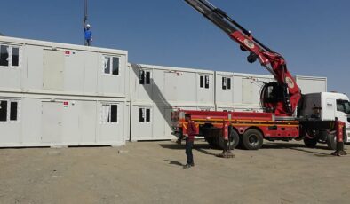 AFAD’dan Hakkari’de olası deprem hazırlığı; konteyner ve çadır gönderildi