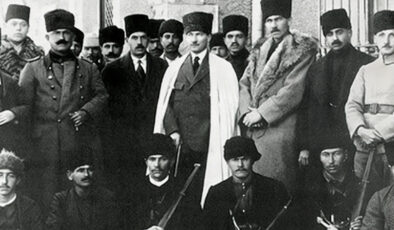 Atatürk’le ilgili iftiralar yeniden hortladı… Konu: Çarşaf