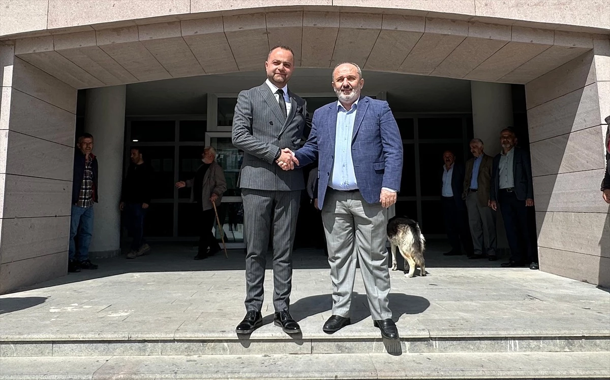CHP’li Barış Demirci, Yusufeli Belediye Başkanı olarak göreve başladı