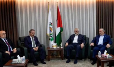 Destici’den Hamas lideri Heniyye’ye taziye ziyareti