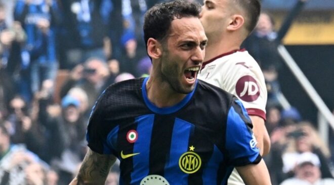 Hakan Çalhanoğlu’ndan resital: Inter 10 kişi kalan rakibine acımadı!