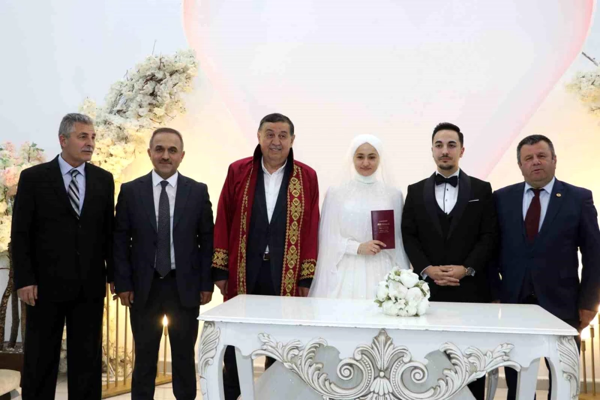 Havza Belediye Başkanı Murat İkiz İlk Nikahını Kıydı