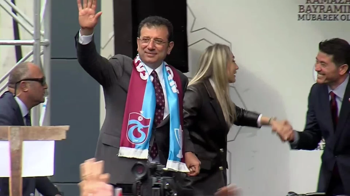 İmamoğlu, Trabzon’da: “Demokrasiyi Rayından Çıkarırsanız Kadınlara, Çocuklara, Gençlere, Emeklilere Zulüm Çektirir”