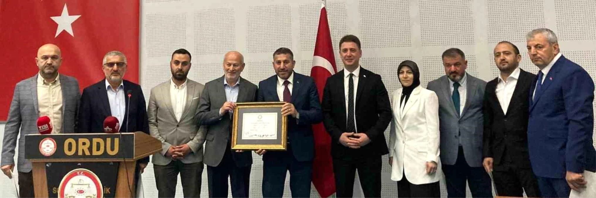 İsa Türkcan, Ulubey Belediye Başkanlığı mazbatasını aldı